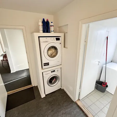 Central Large Double Room With Free Parking *